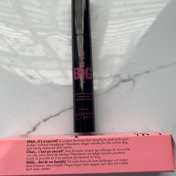 Elizabeth Mot It's So big‎ Volumizing mascara - Picture 2 of 5